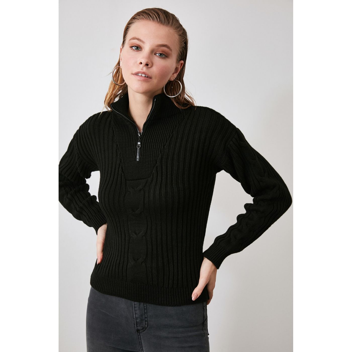 Trendyol Black Zipper Detailed Knitwear Sweater