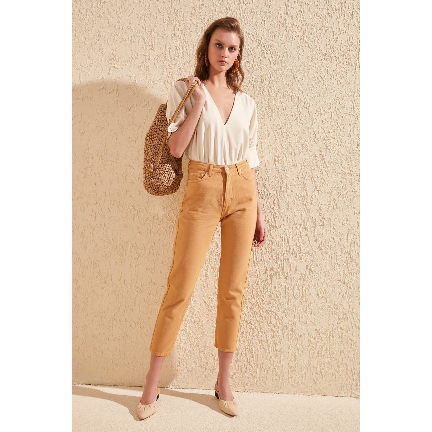 Trendyol Taba High Waist Mom Jeans