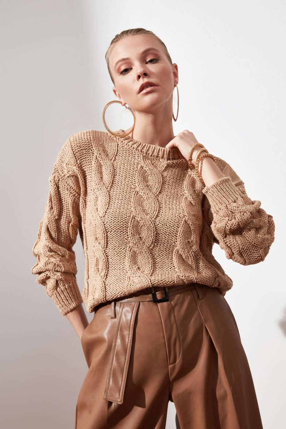 Trendyol Camel Sequined Knitting Detailed Knitwear Sweater