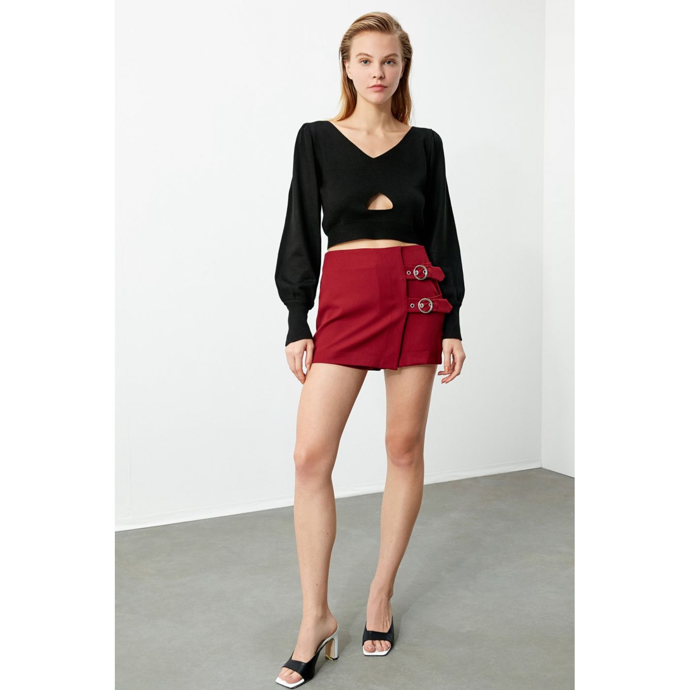 Trendyol Burgundy Belt Detailed Shorts & Bermuda