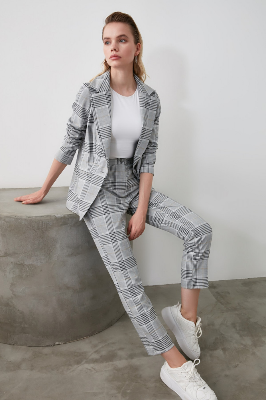 Trendyol Multicolored Plaid Cigarette Pants