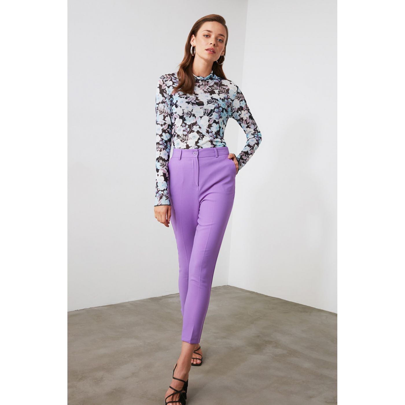 Trendyol Lila Straight Cut Pants
