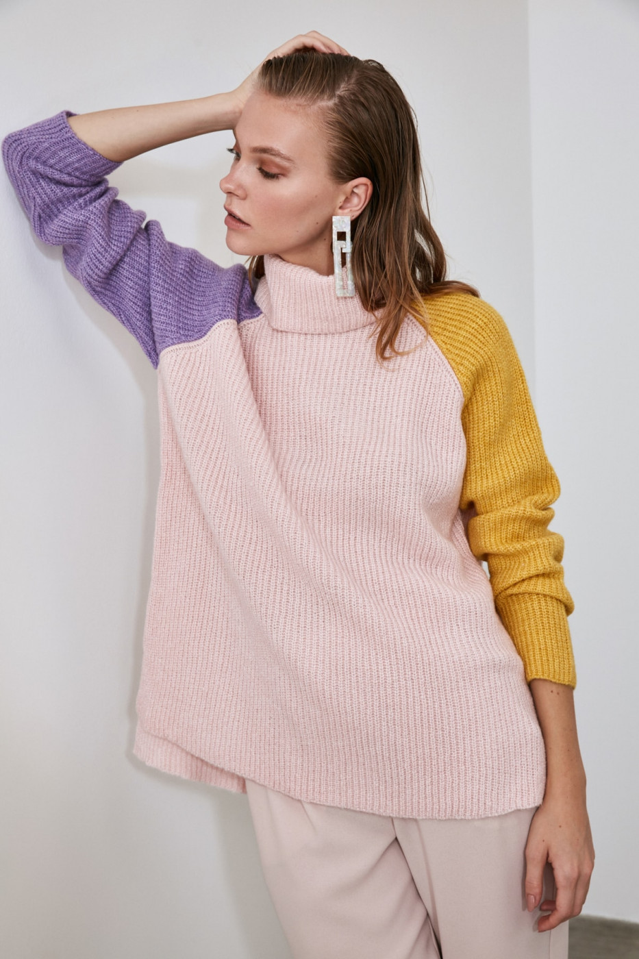 Trendyol PowderEd Turtleneck Color BlockKriko Sweater