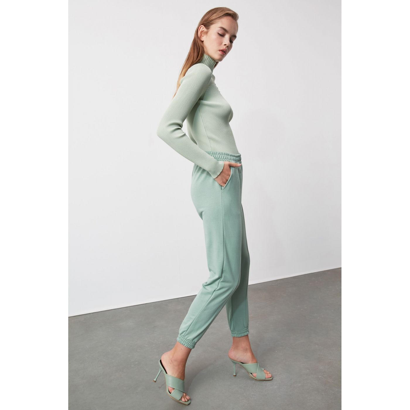 Trendyol Mint Embroidered Loose Jogger Knitted Tracksuit bottom