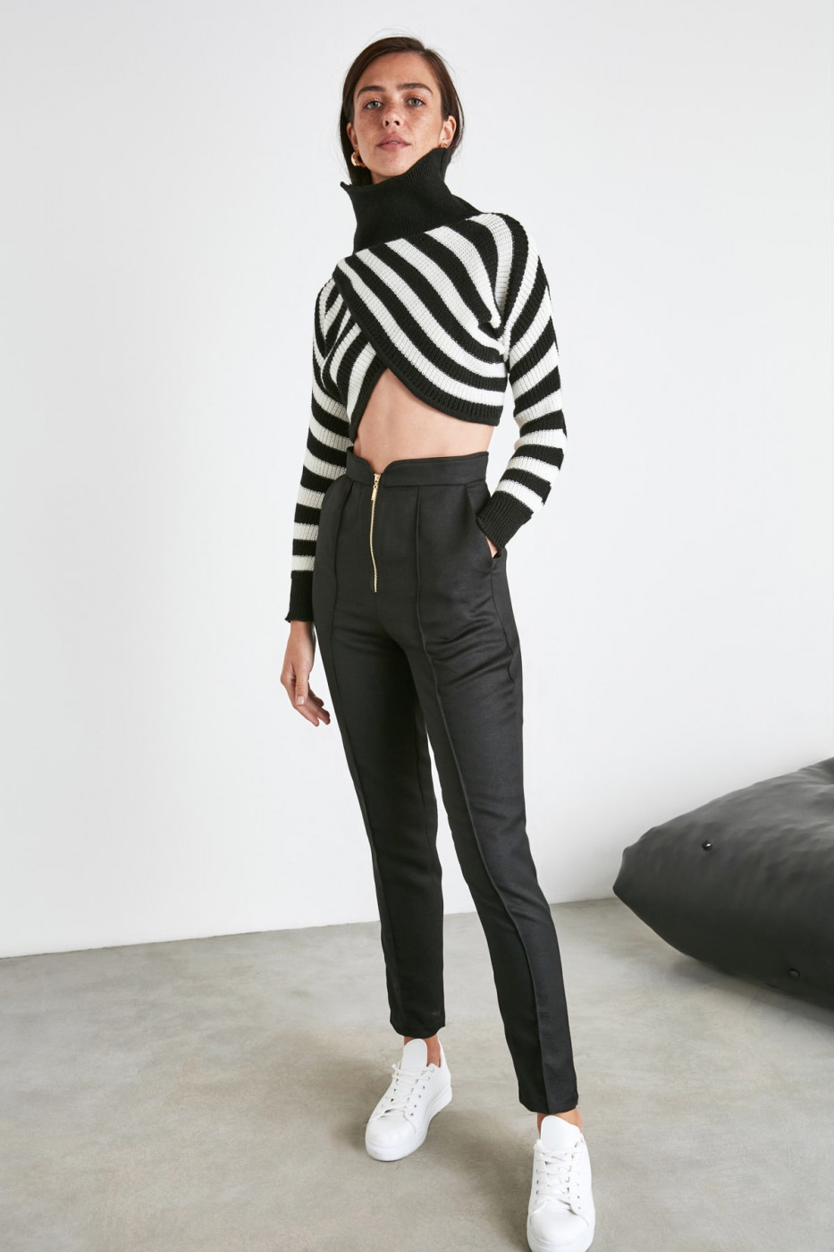 Trendyol Anthracite Zipper Detailed Trousers