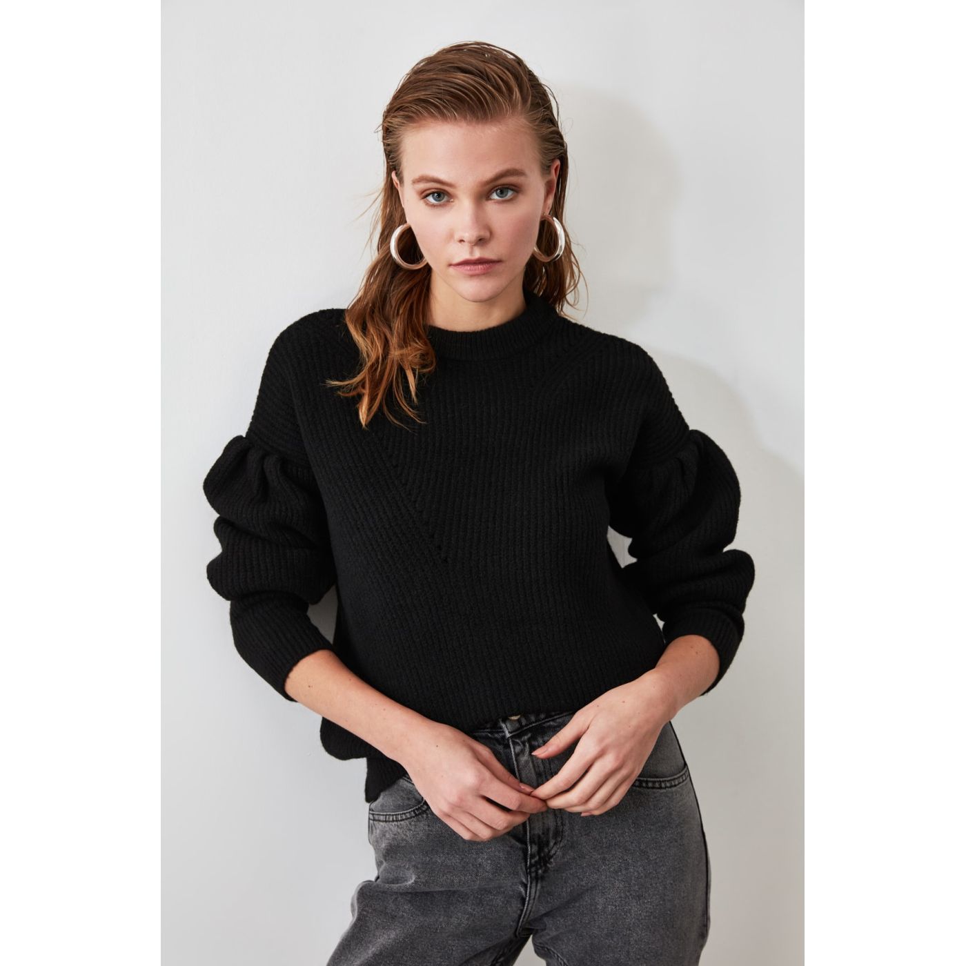 Trendyol Black Arm Gathered Knit Sweater