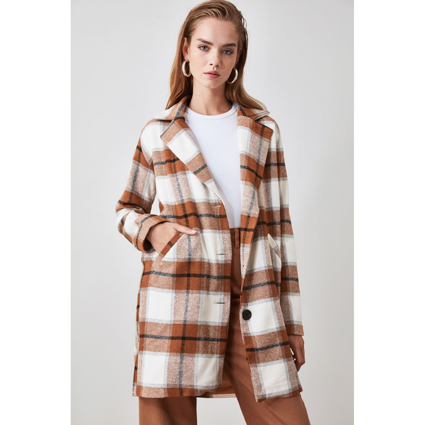 Trendyol Brown Plaid Button Edifycoat