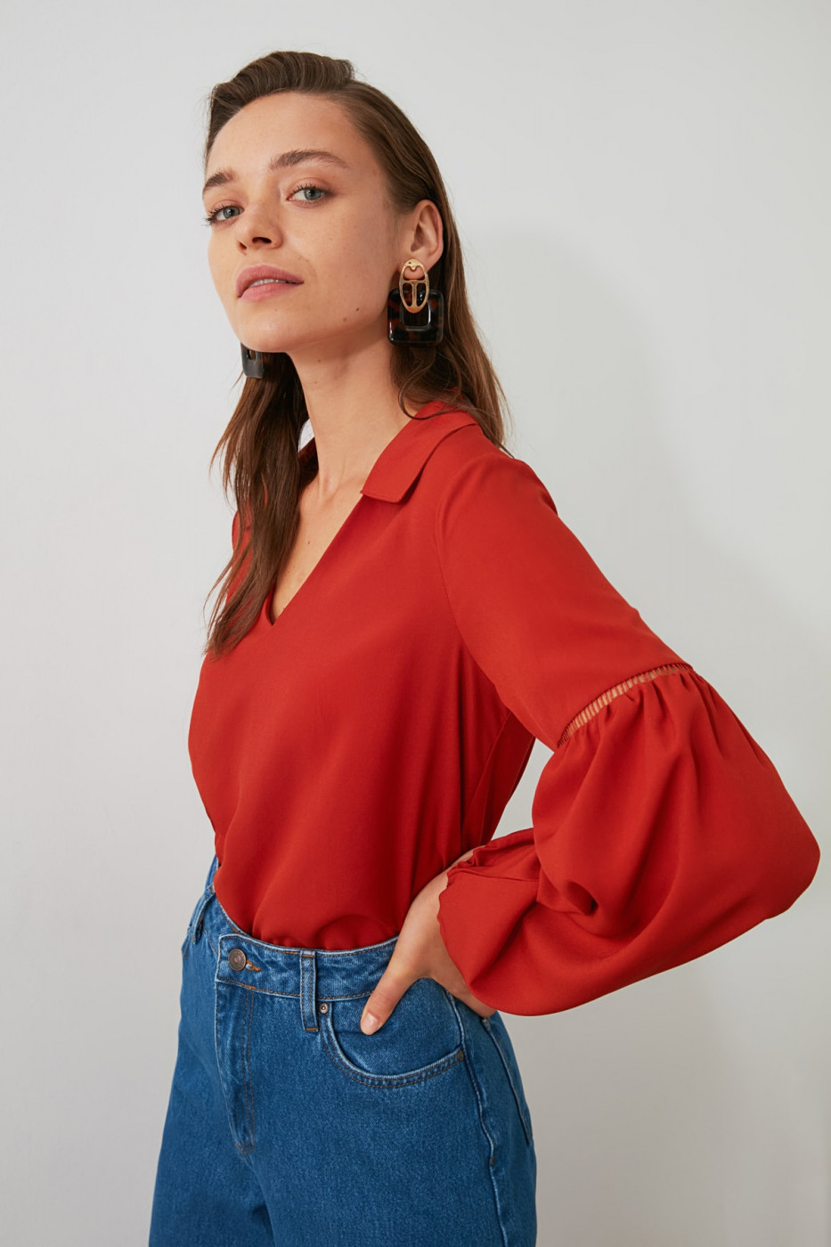 Trendyol Cinnamon Collar Detailed Blouse