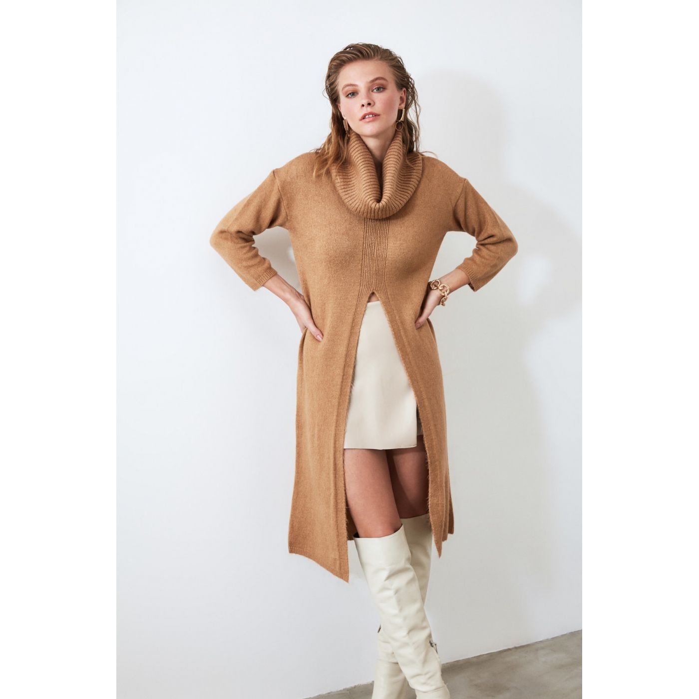 Trendyol Camel Slit Detailed KnitSweater