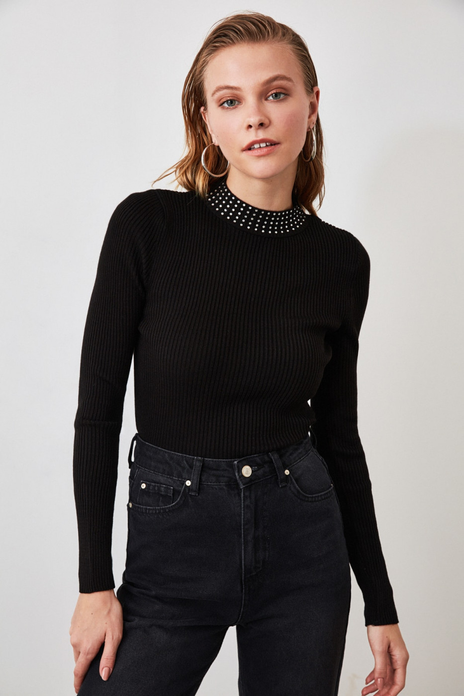 Trendyol Black Collar Stony Knit Wearer Sweater