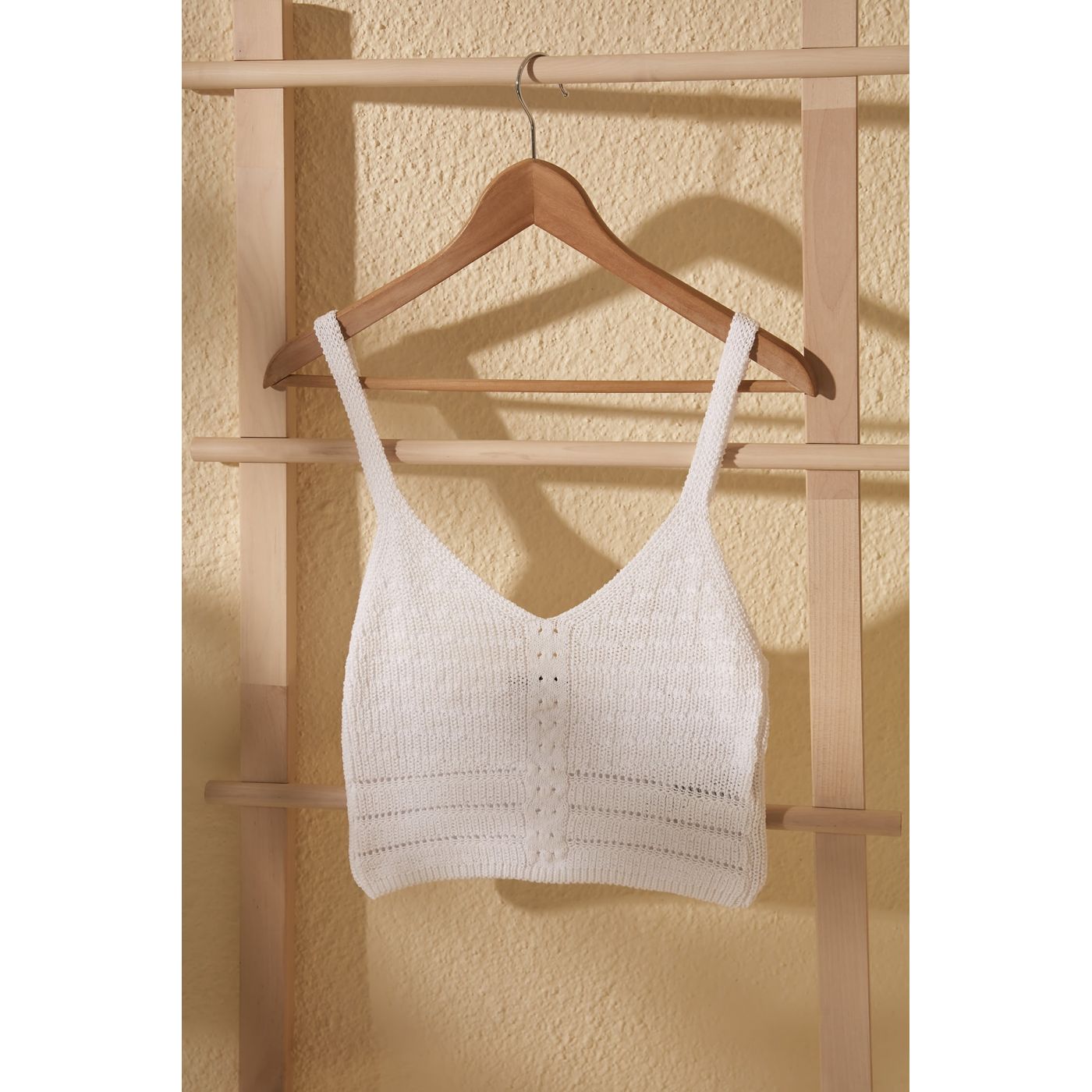 Trendyol Crop KnitBlo with Ekru Straps