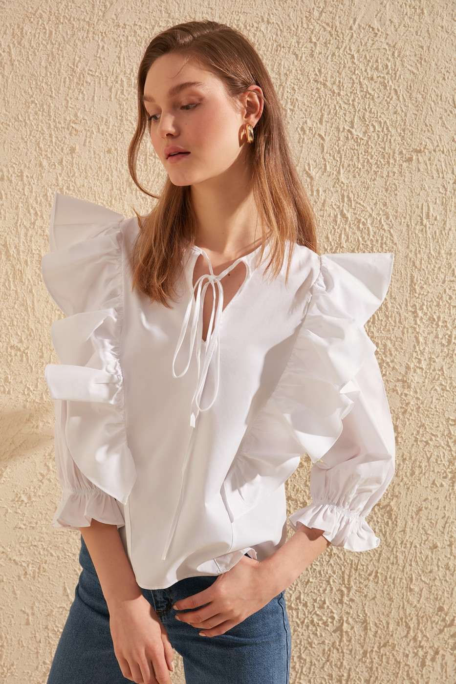 Trendyol White Frill Detailed Blouse