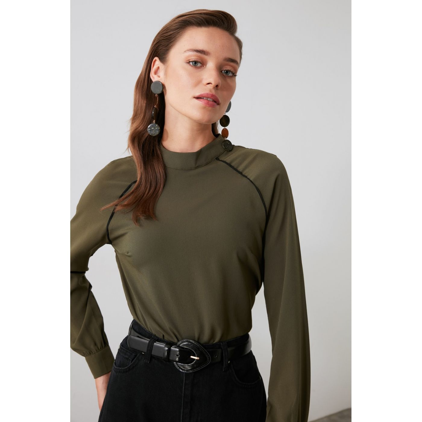 Trendyol Khai Basic Blouse
