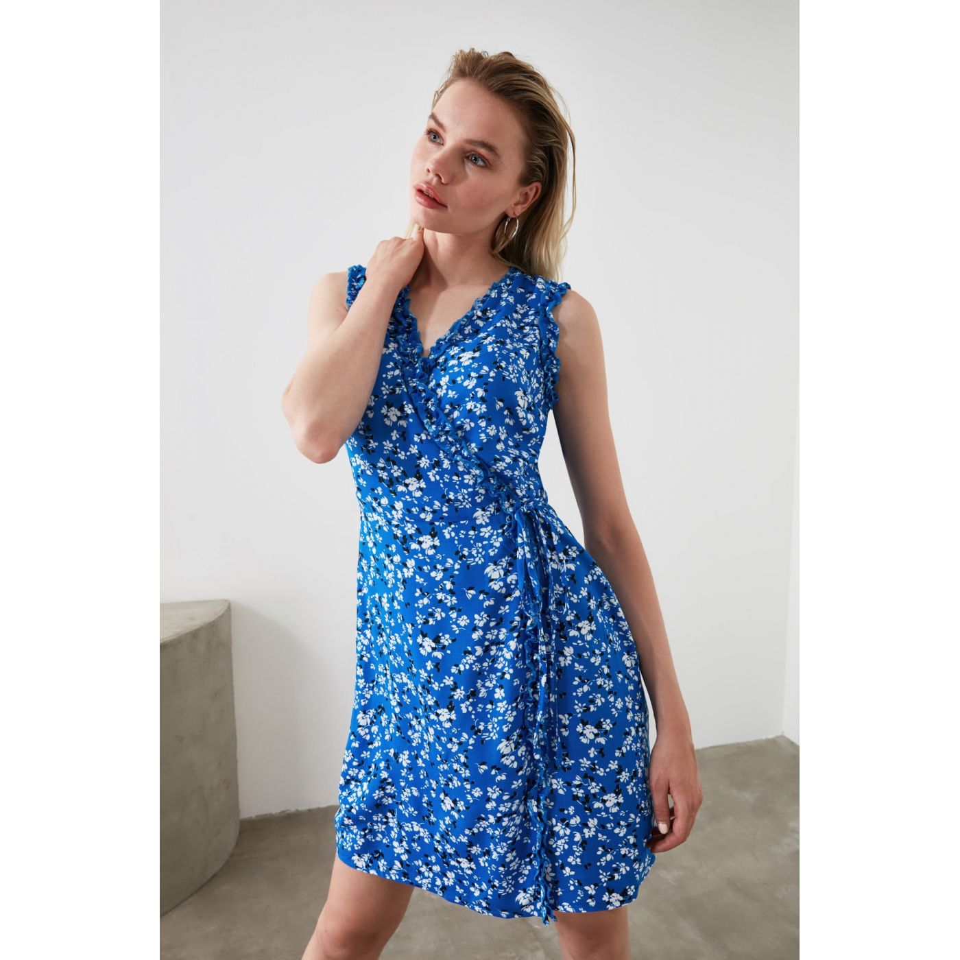 Trendyol Blue Floral Patterned Cruise Dress