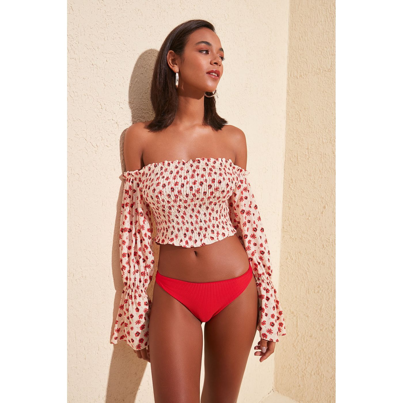 Trendyol Red Textured Bikini bottom
