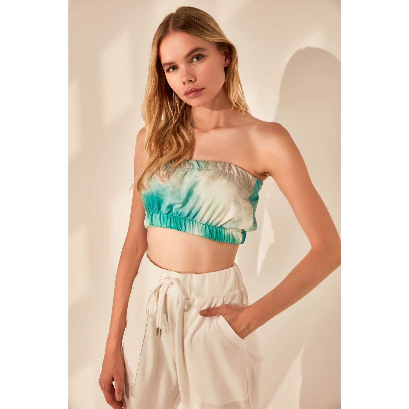 Trendyol Mint Batik Patterned Crop Knitted Blouse