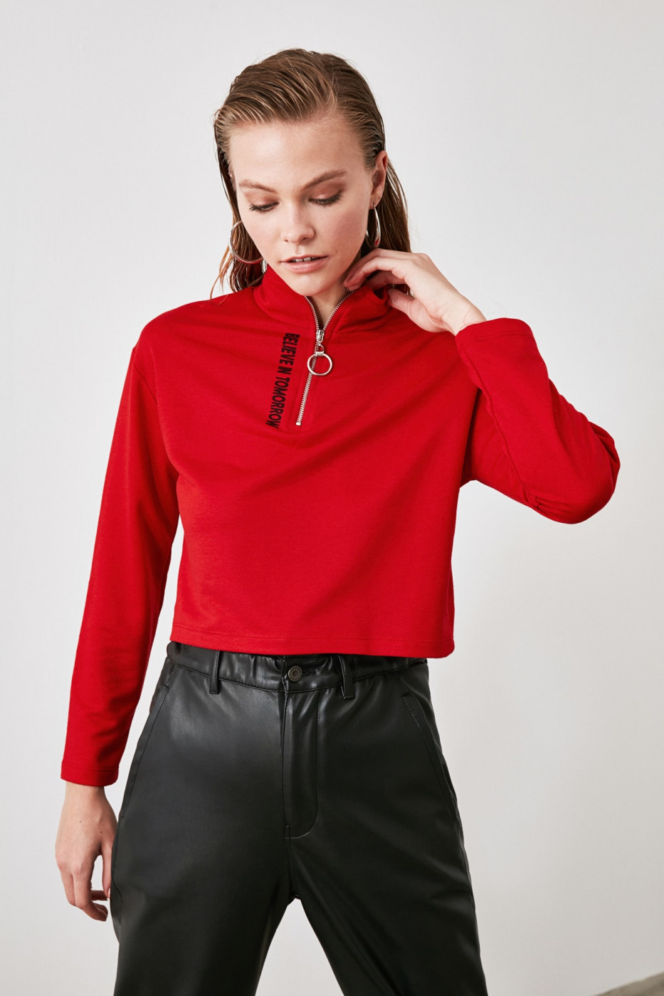 Trendyol Red Printed Zipper Crop Knitted Sweatshirt