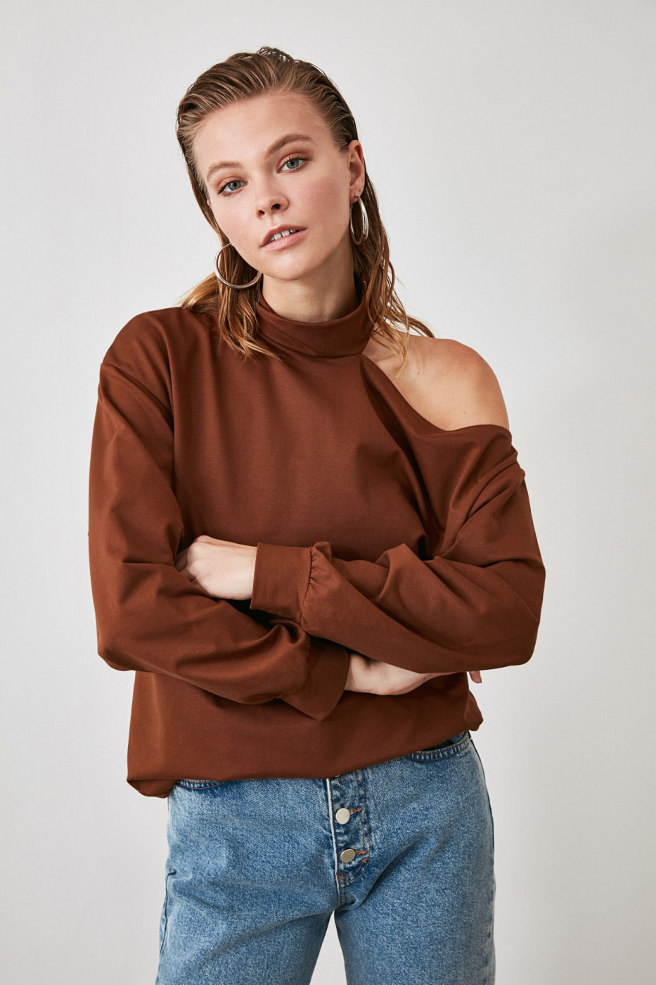 Trendyol Brown Shoulder Detailed Knitted Sweatshirt