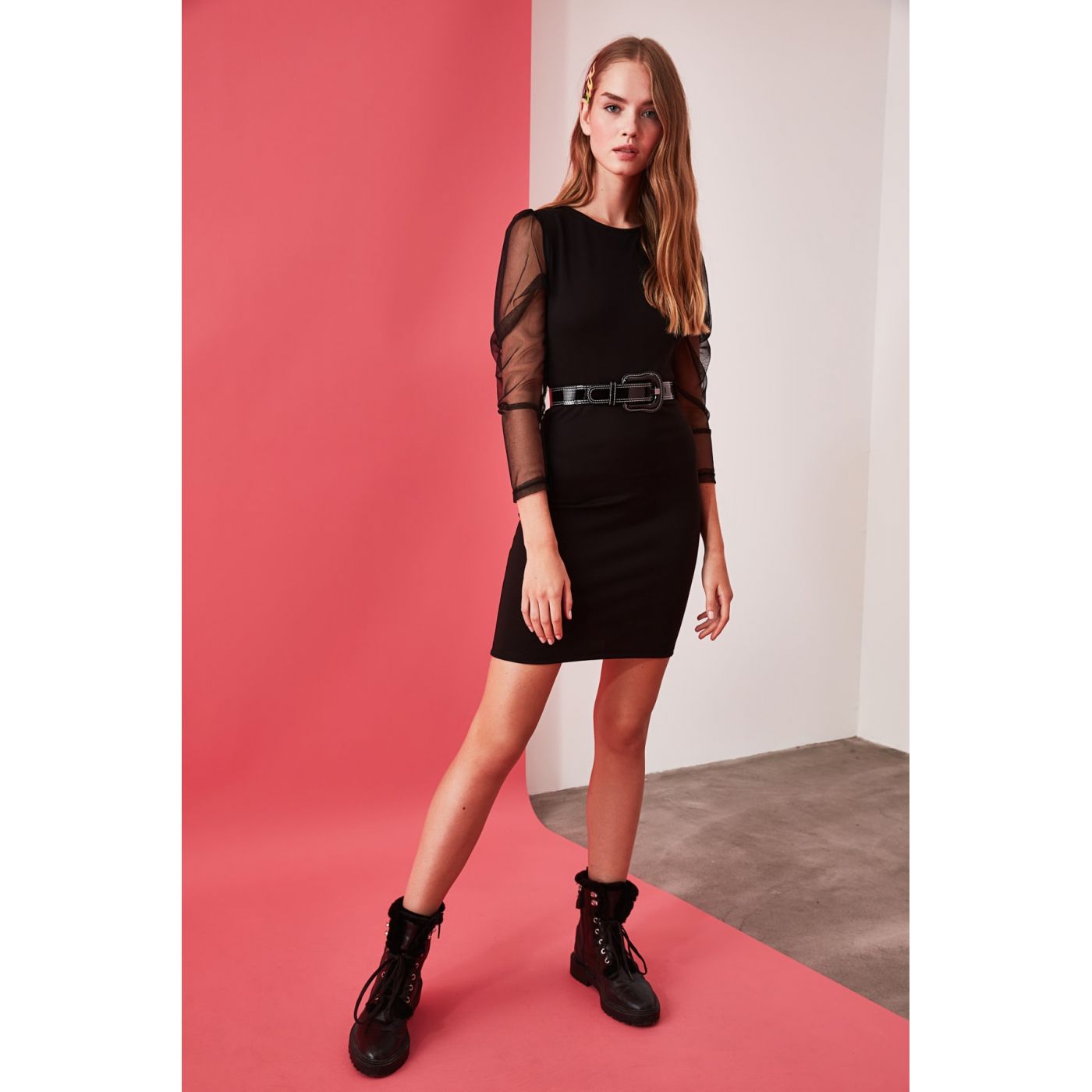 Trendyol Black Tulle Shoulder Detailed Knitted Dress