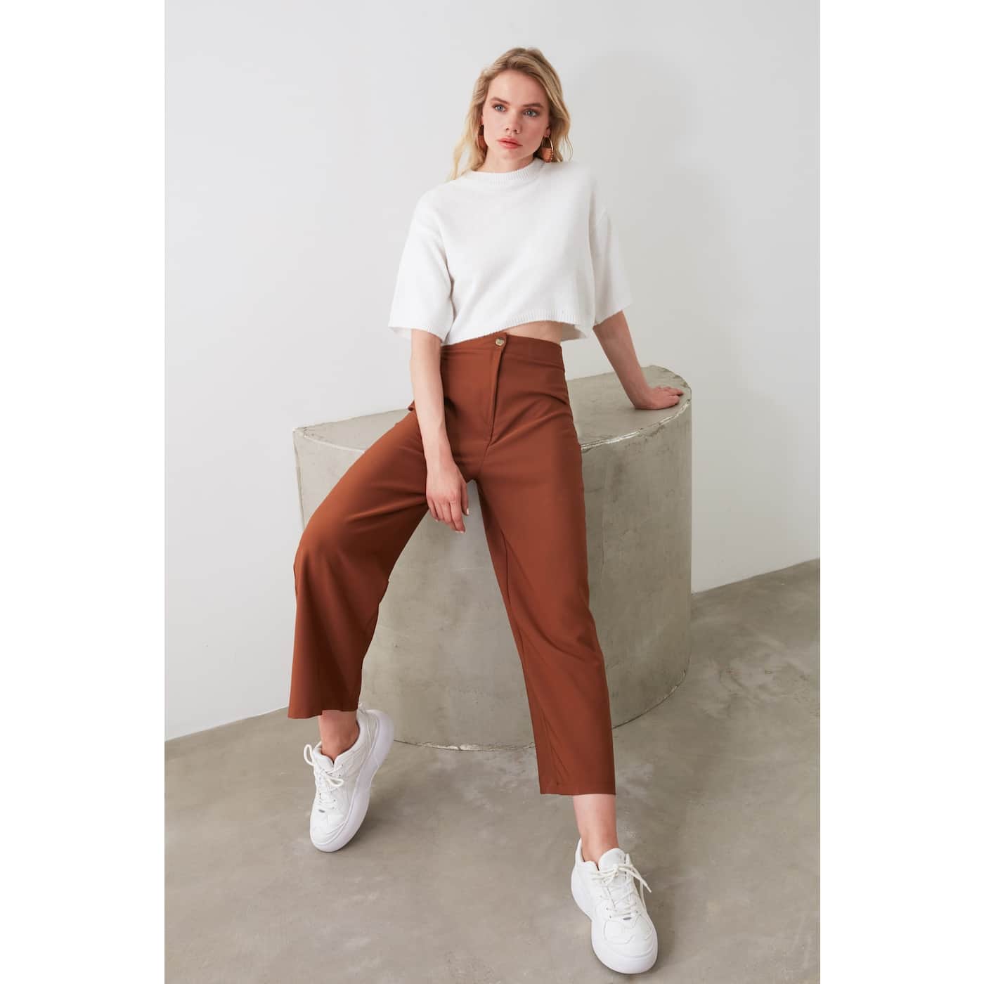 Trendyol Brown Baggy Legs Casual Mold Pants