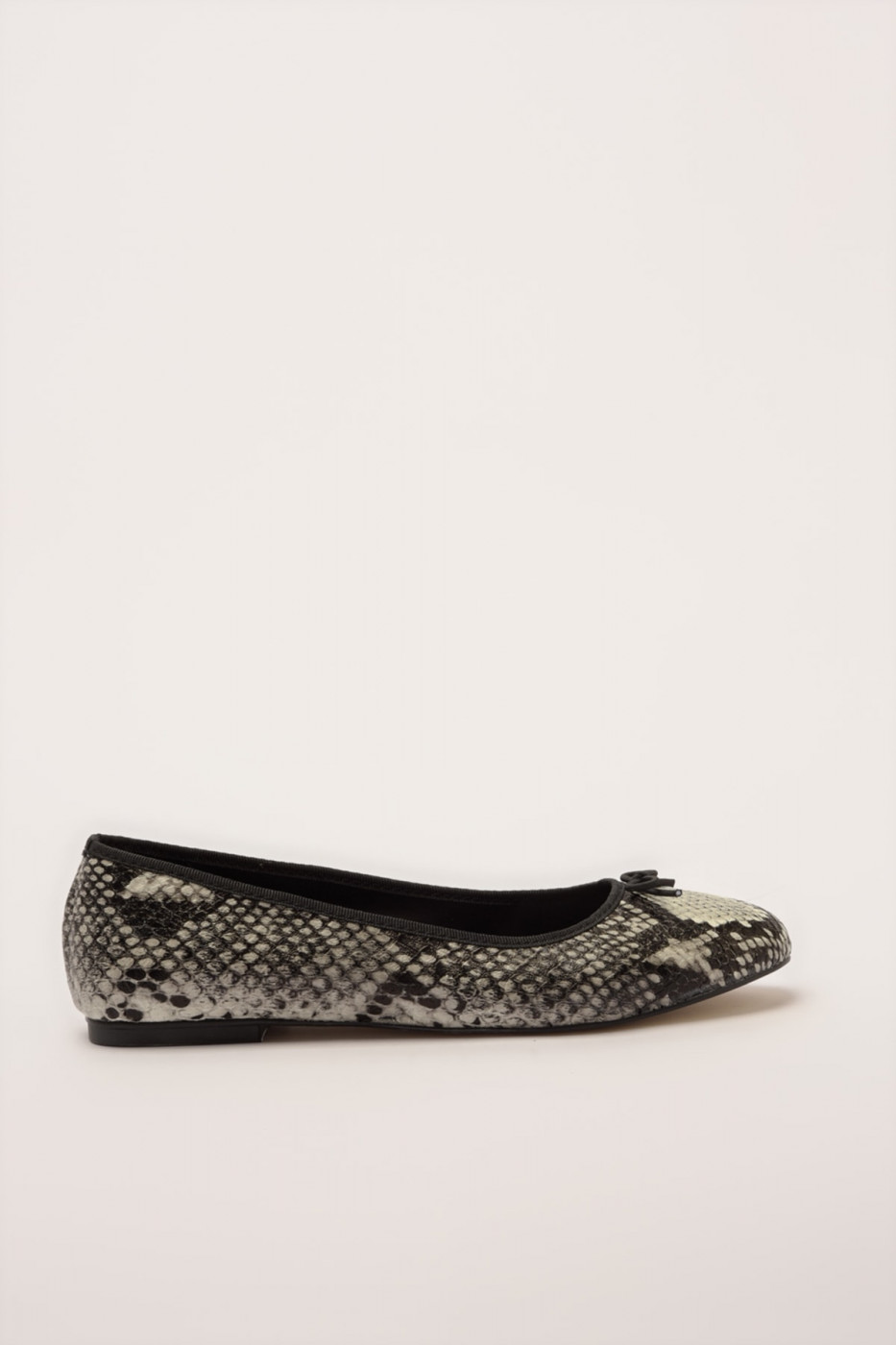 Trendyol Black Snake Detailed Women's Babet