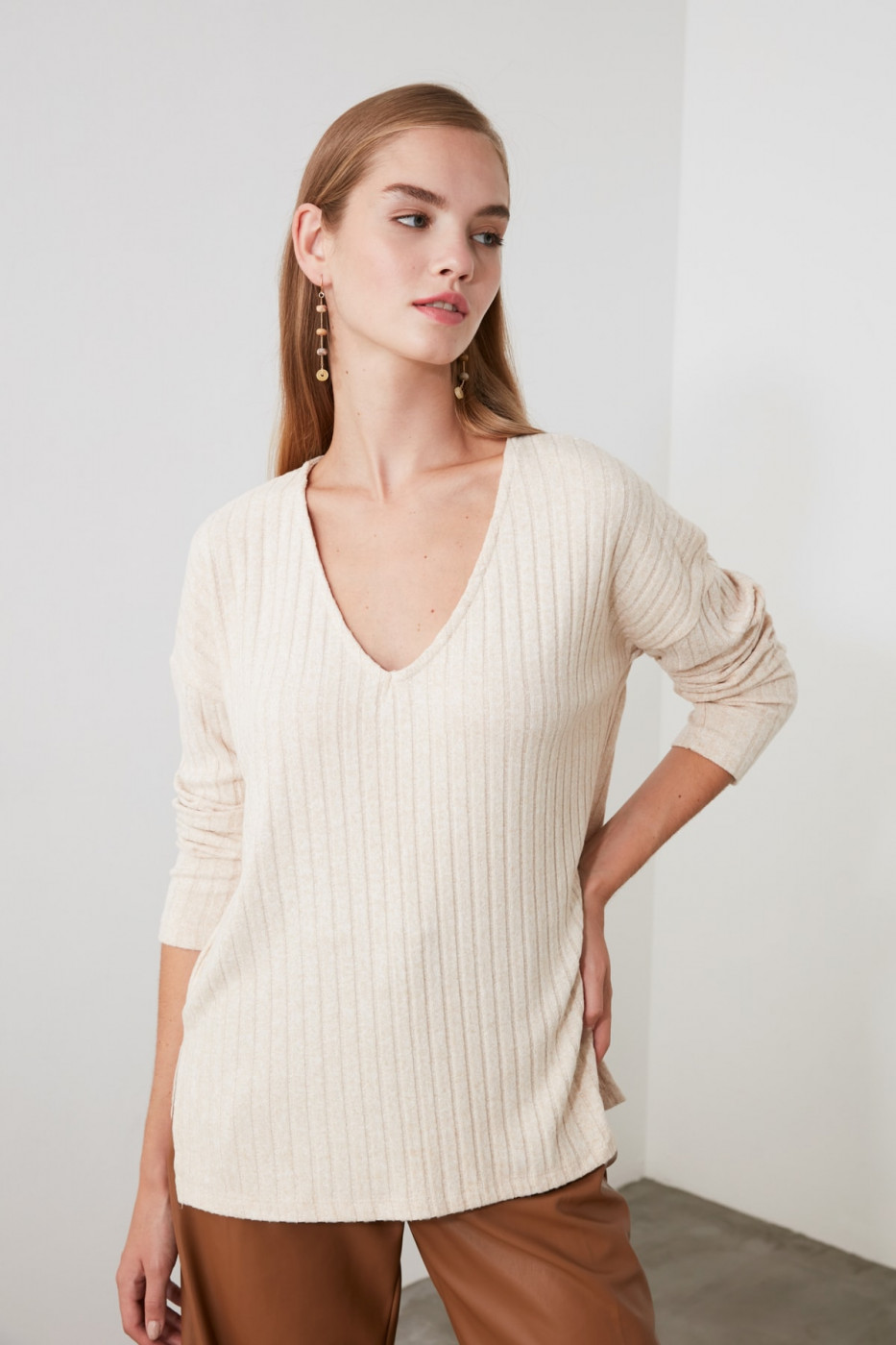 Trendyol Beige V Neck Fitilli Knitted Blouse