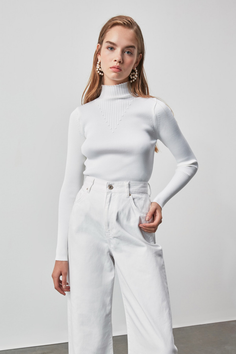 Trendyol Ekru KnitPon Detailed Knitwear Sweater