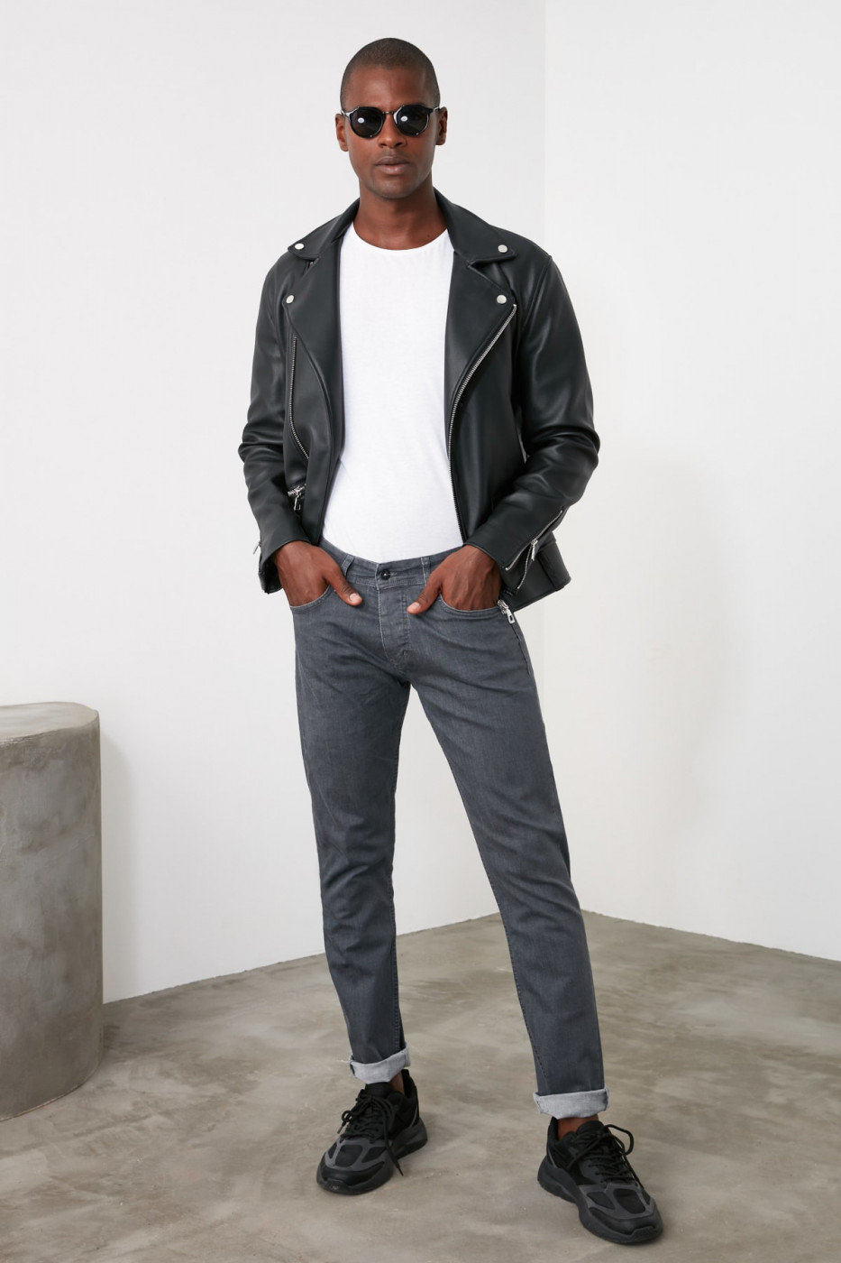 Trendyol Grey Male Slim Fit Jeans