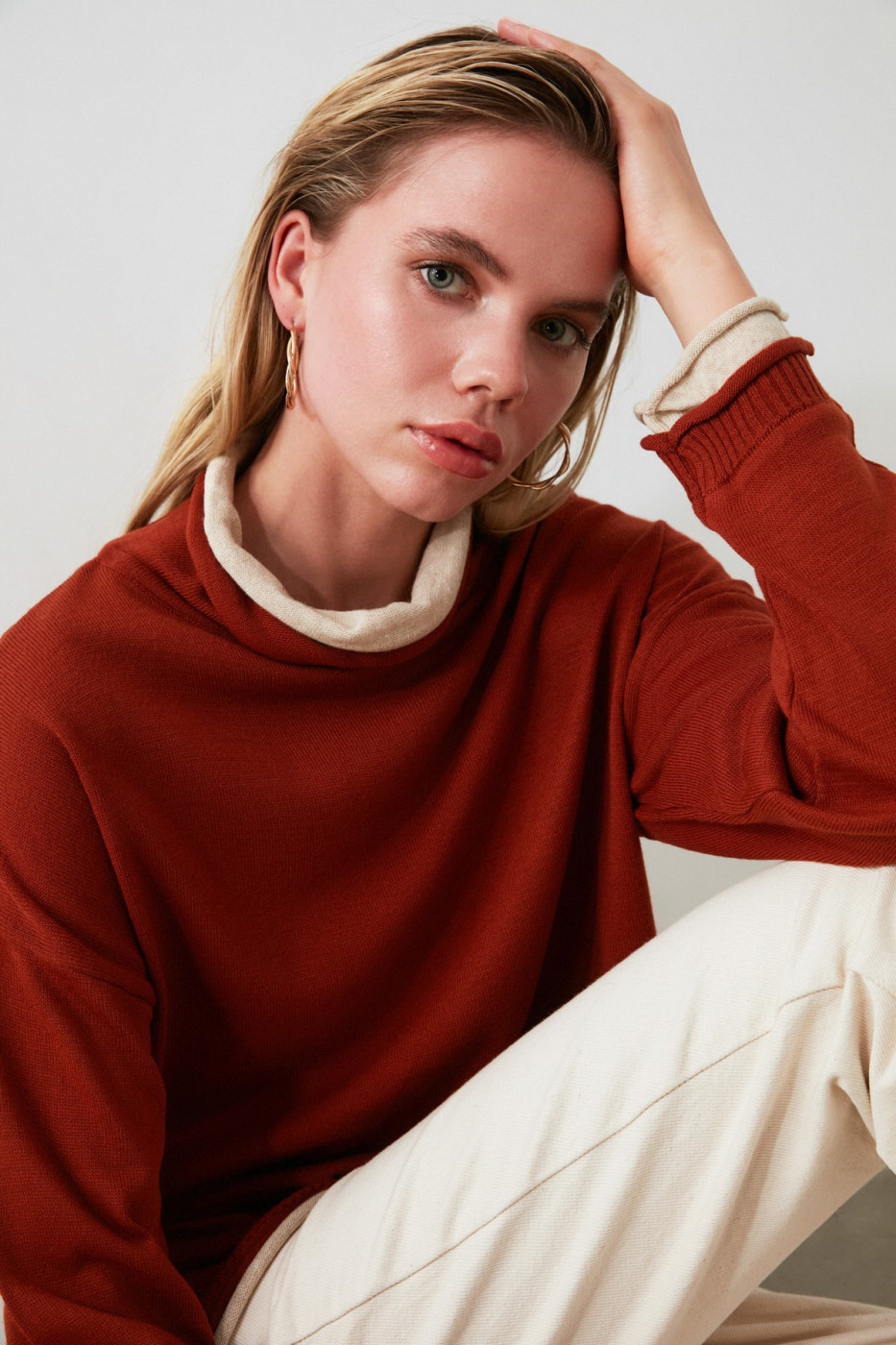 Trendyol Cinnamon Throat Sweater