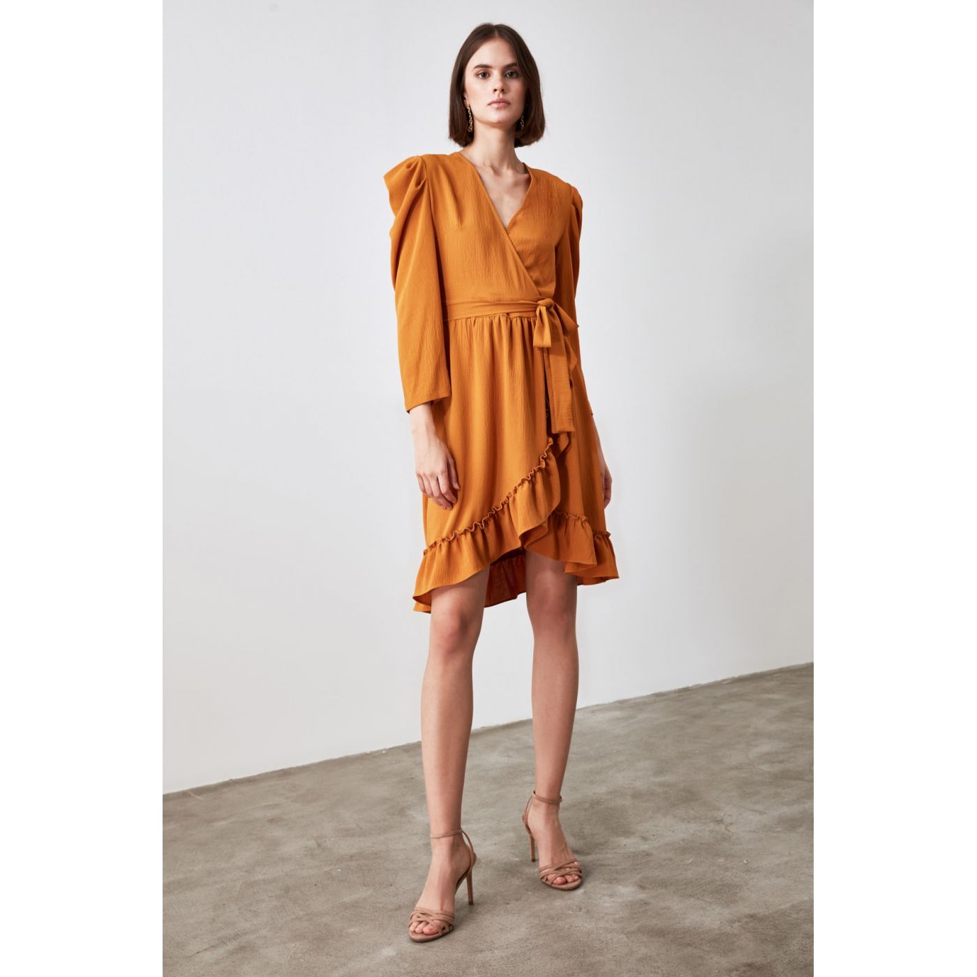 Trendyol Mustard Belt Flywheel Cruise Dress