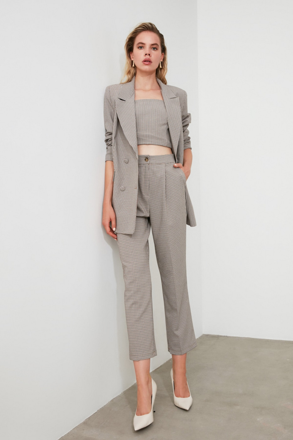 Trendyol Beige Straight Cut Pants