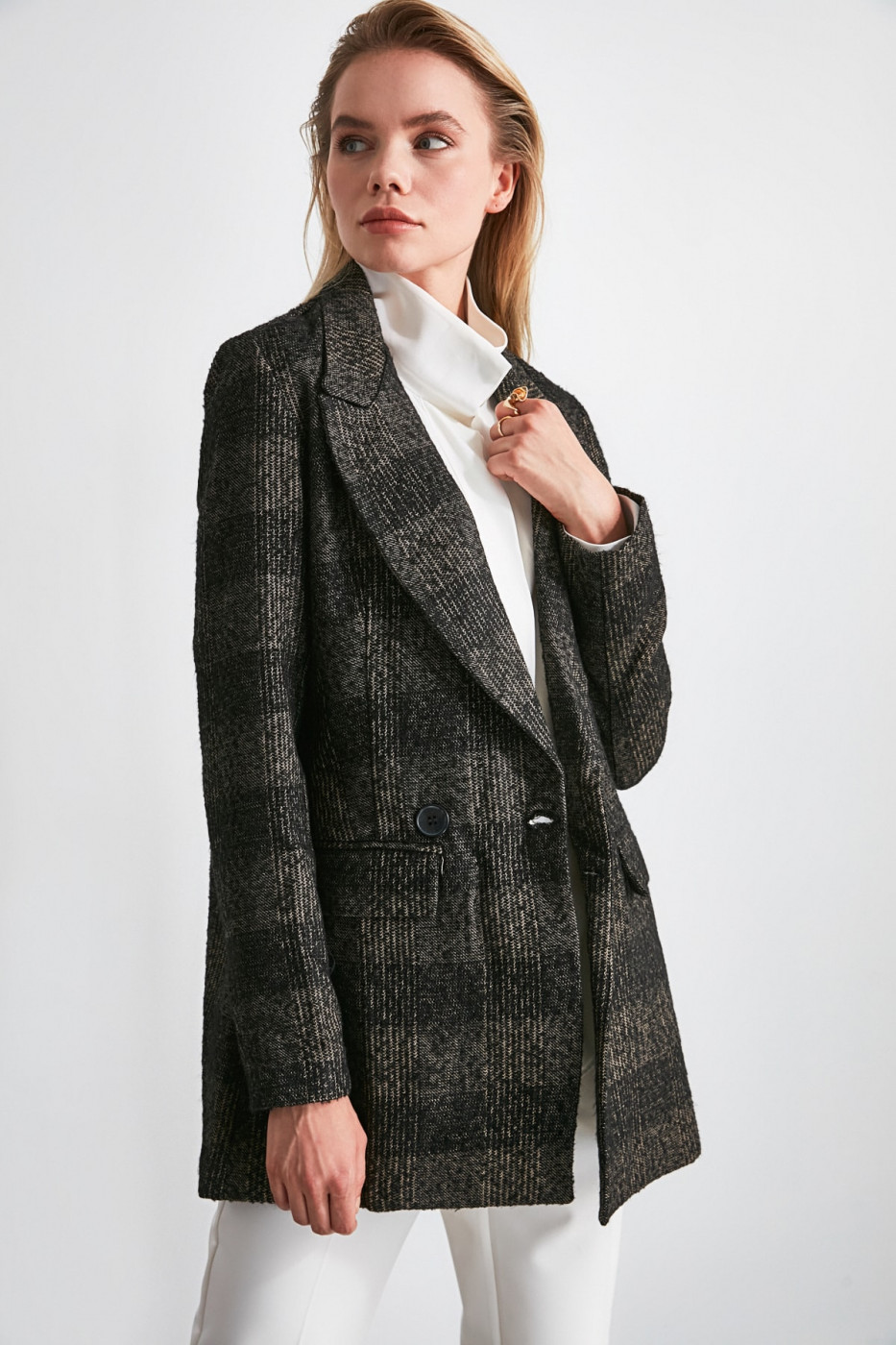 Trendyol Black Button Detailed Jacket