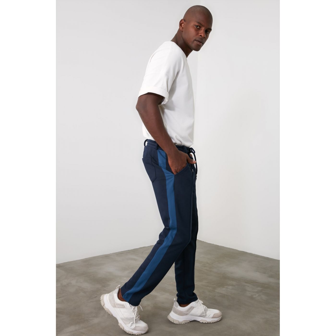 Trendyol Navy Men's Ribbed Side Panel Tracksuit bottom