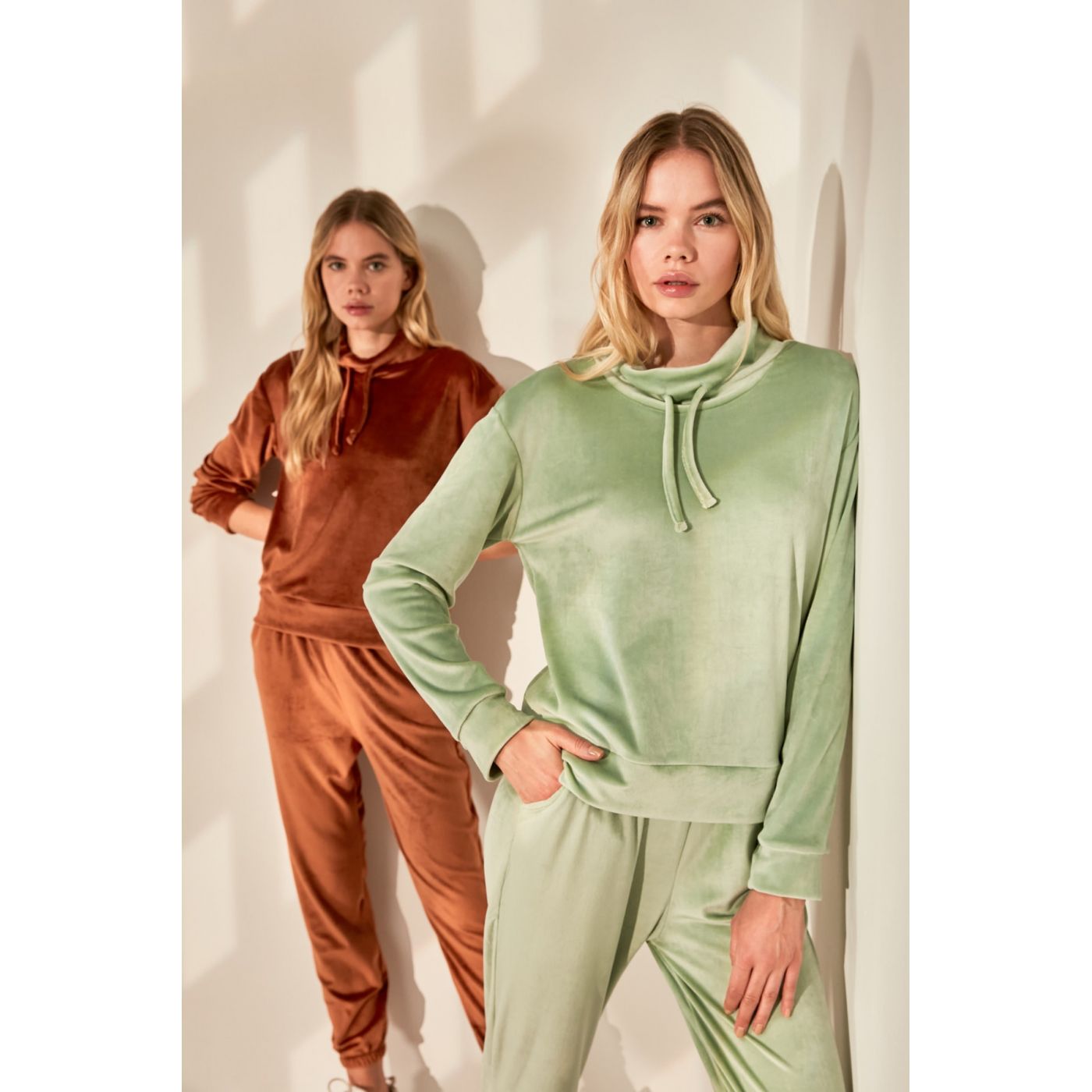 Naiste dressipluus Trendyol Velvet