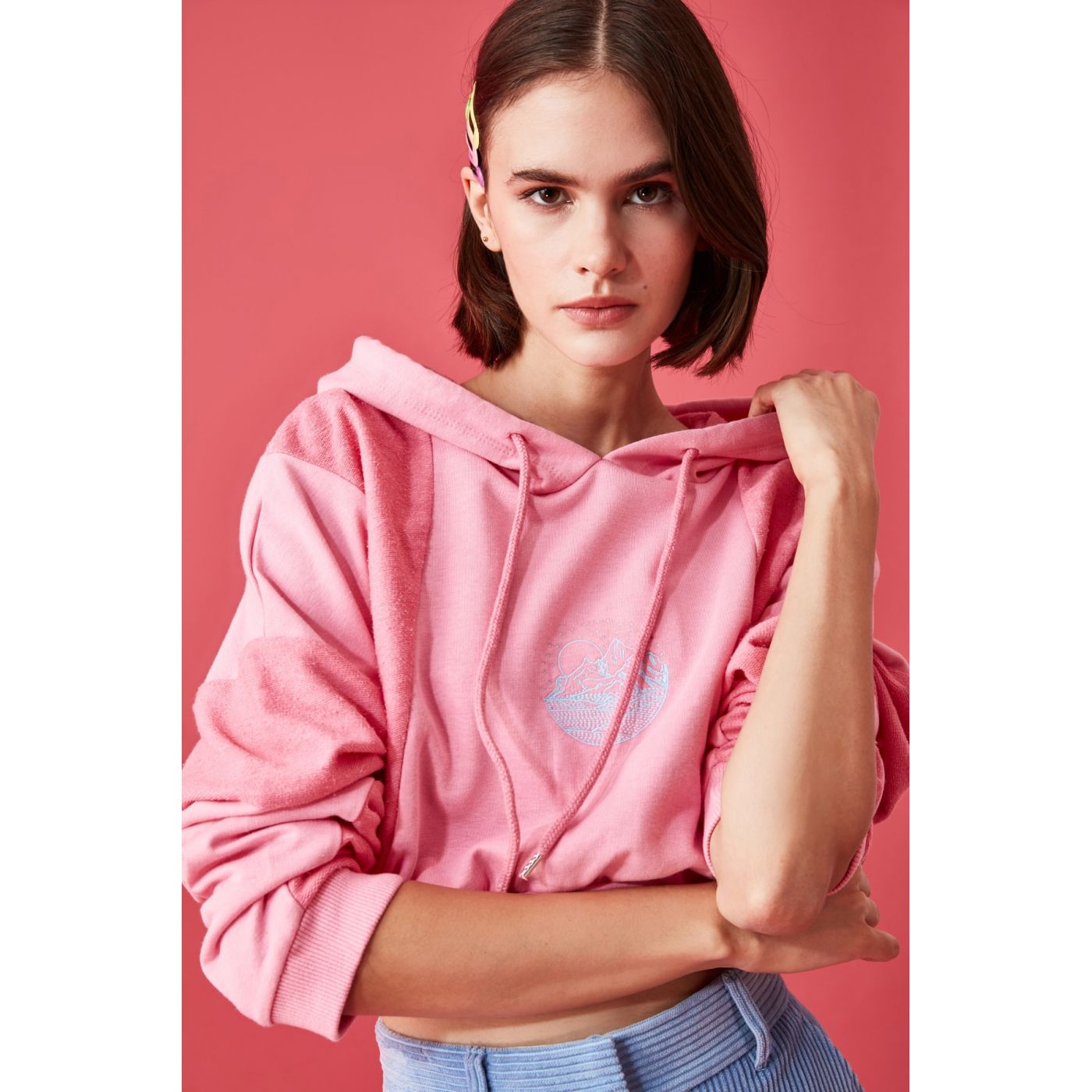Trendyol Pink Crop Embroidered Knitted Sweatshirt