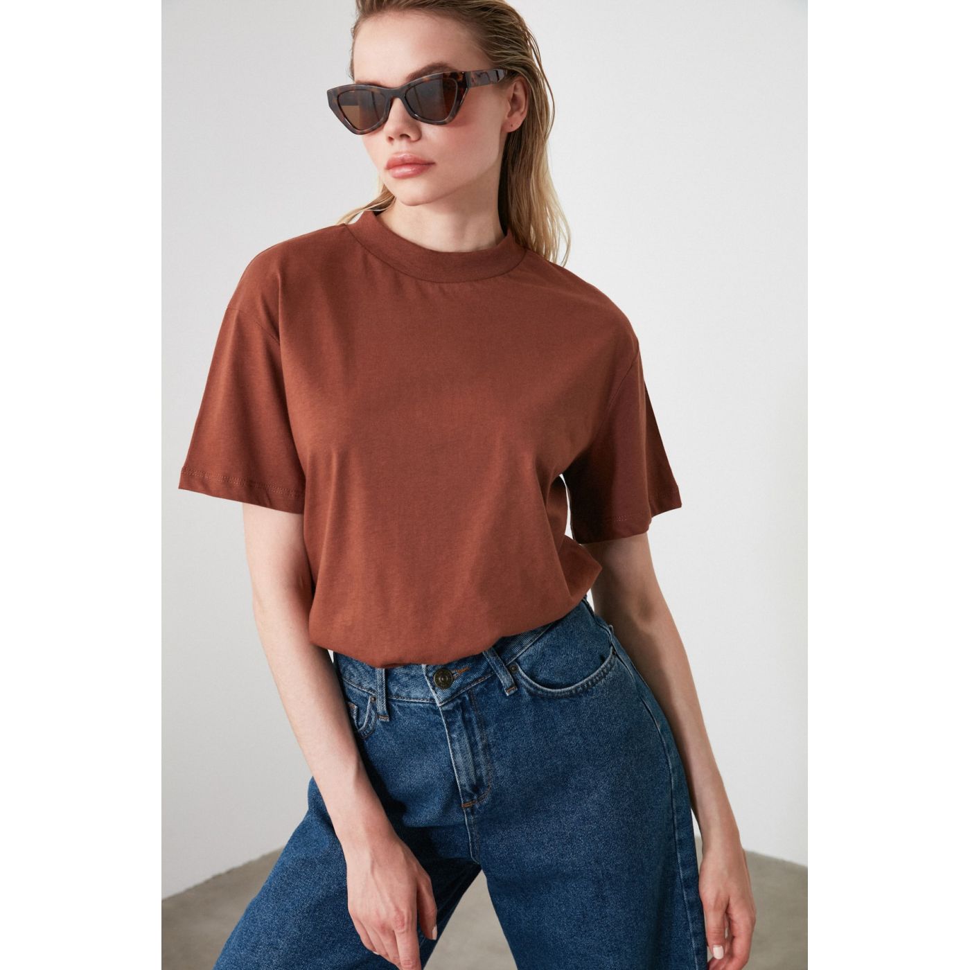 Trendyol Taba Steep Collar Basic Knitted T-Shirt