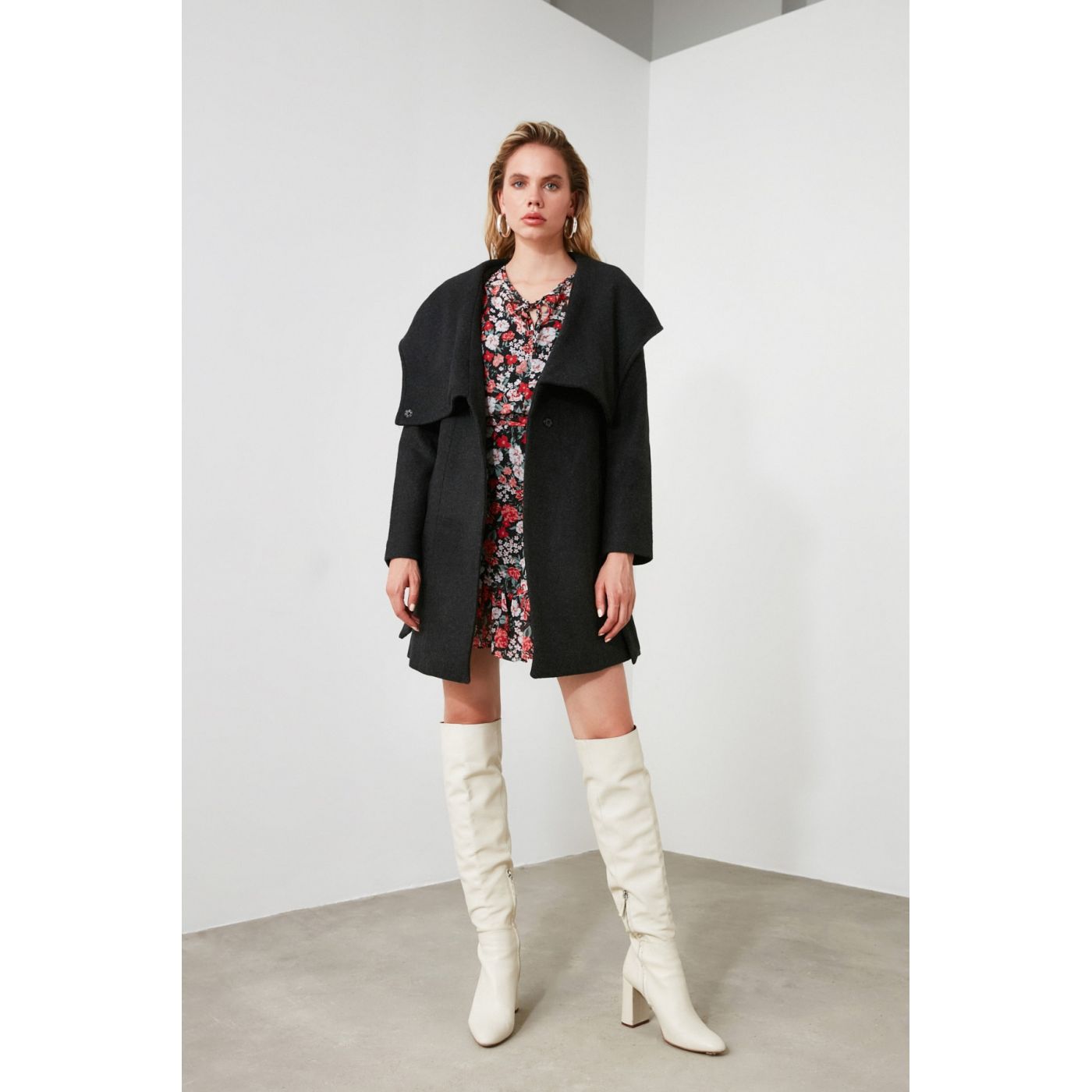 Trendyol Anthracite Hooded Coat