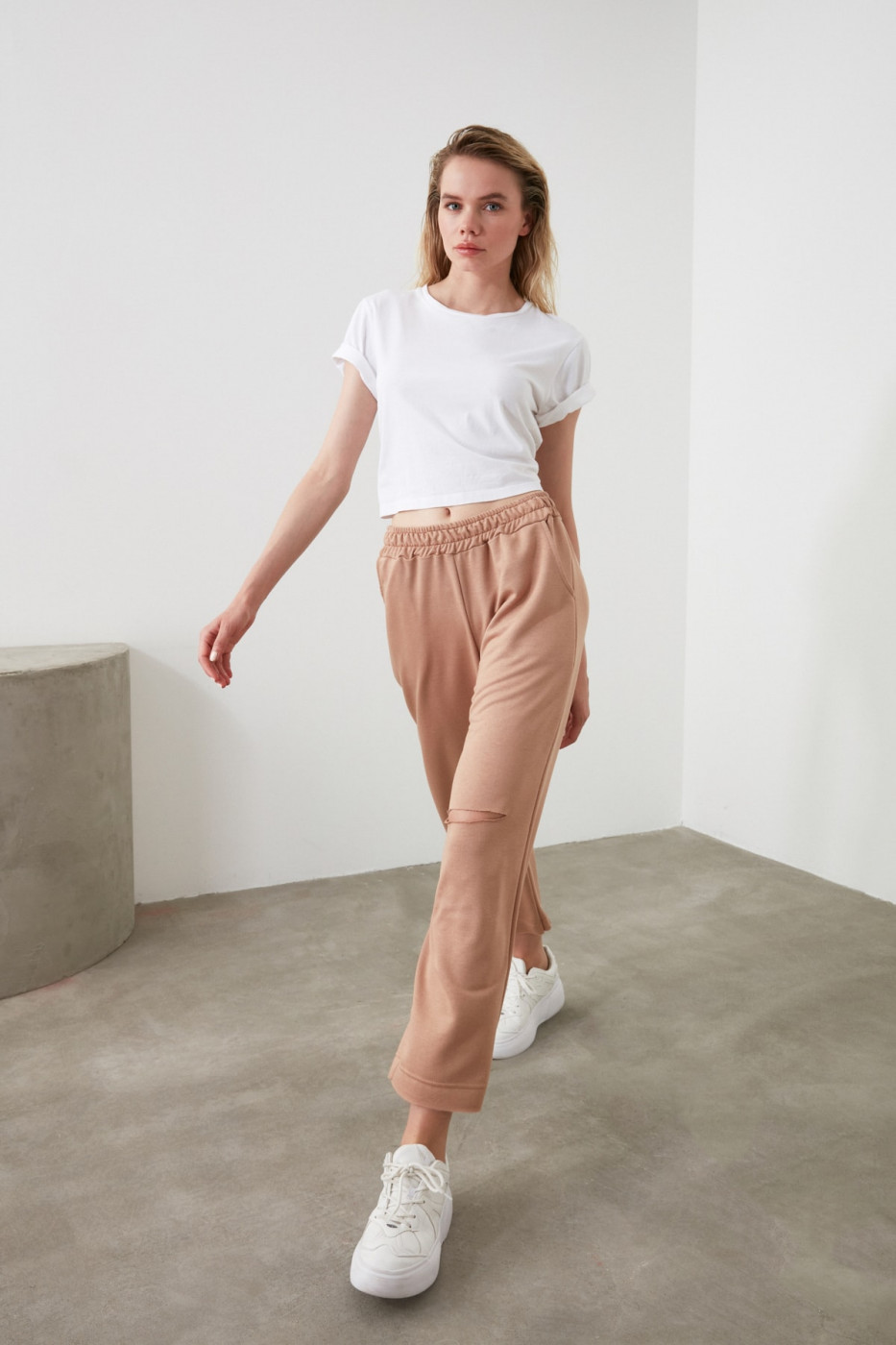 Trendyol Camel Knee Detailed Knitted Tracksuit bottom