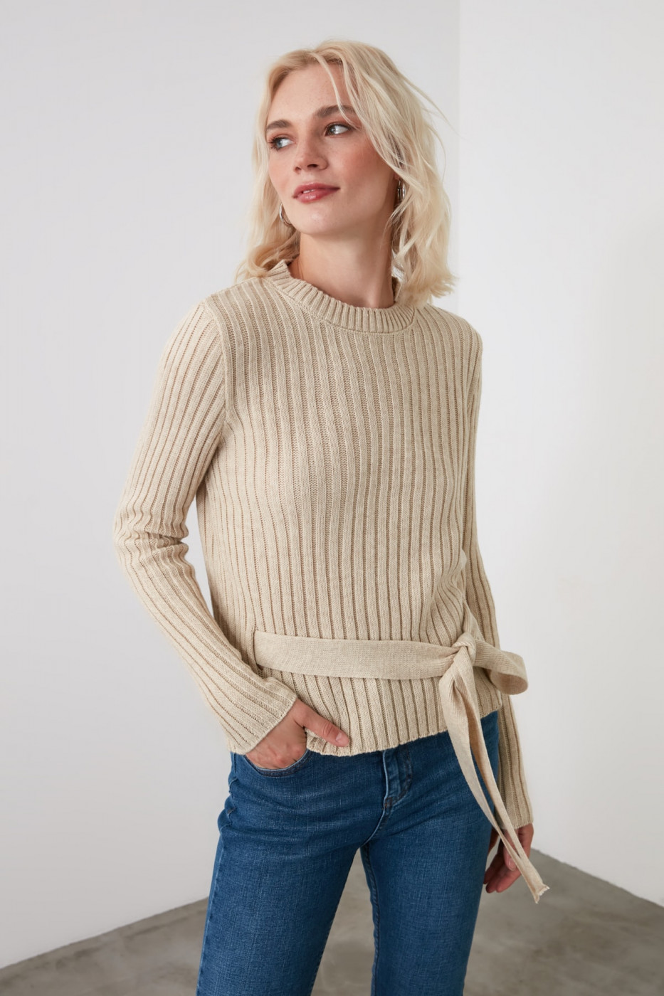 Trendyol Stone Fastening Detailed Roving Knitwear Sweater