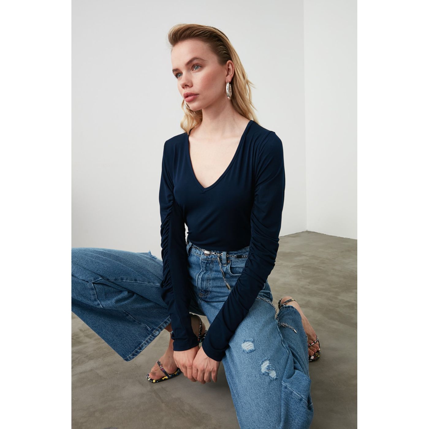 Trendyol Navy Sleeves Puckered V Collar Knitted Blouse