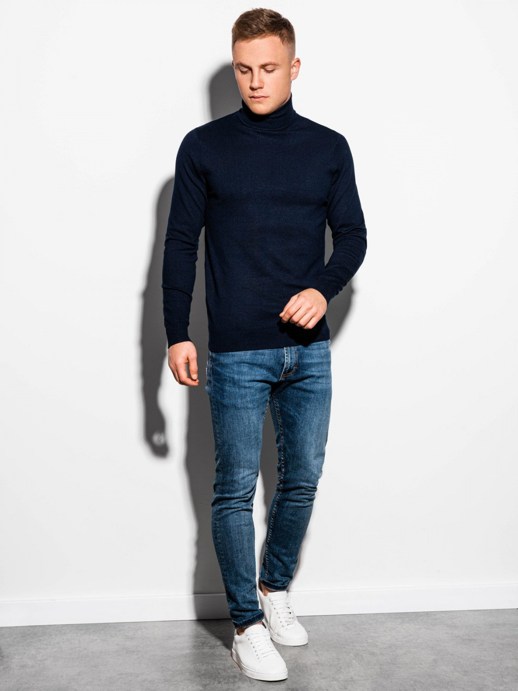 Ombre Clothing Men's sweater E179