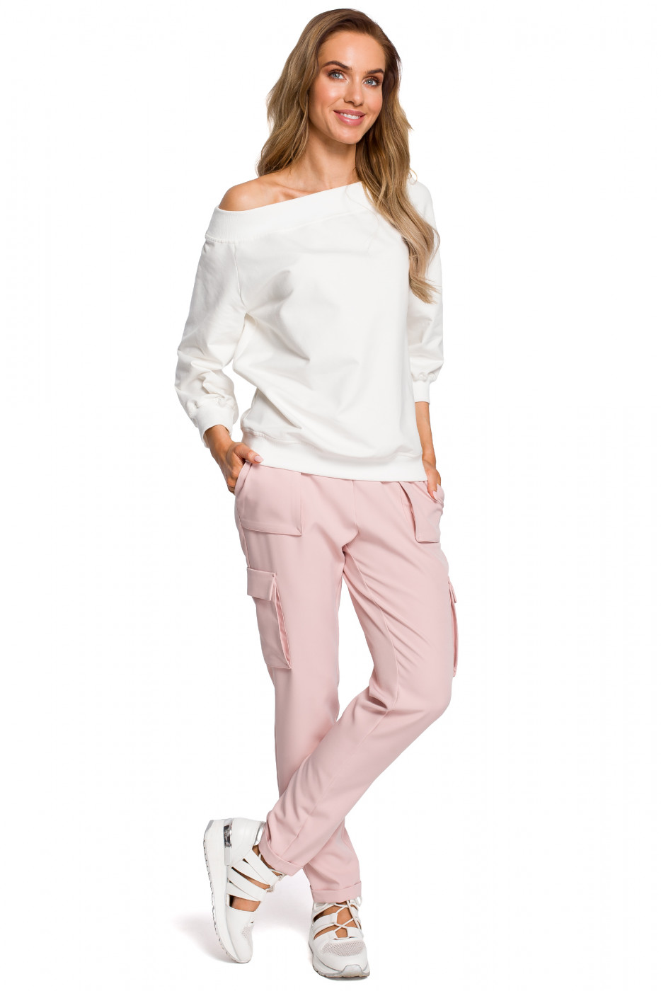 Made Of Emotion Woman's Pants M425 Powder