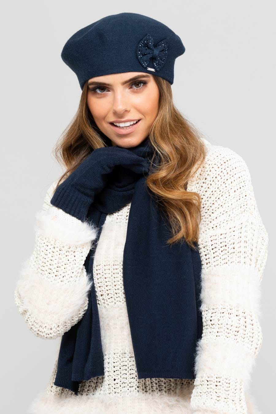 Kamea Woman's Beret K.19.008.12 Navy Blue