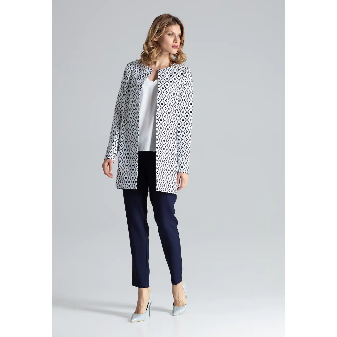 Figl Woman's Coat M551 Pattern 69
