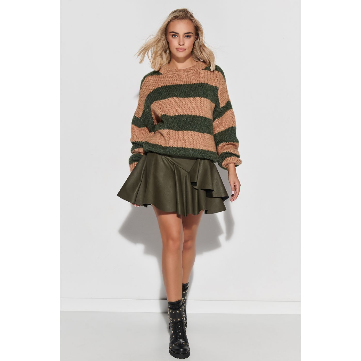 Makadamia Woman's Sweater S106 Camel/Khaki