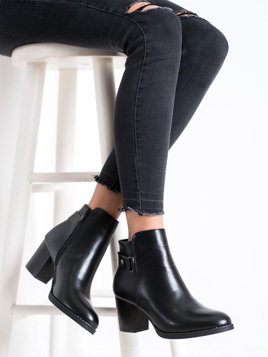 J. STAR COMFORTABLE BOOTIES ON THE POST