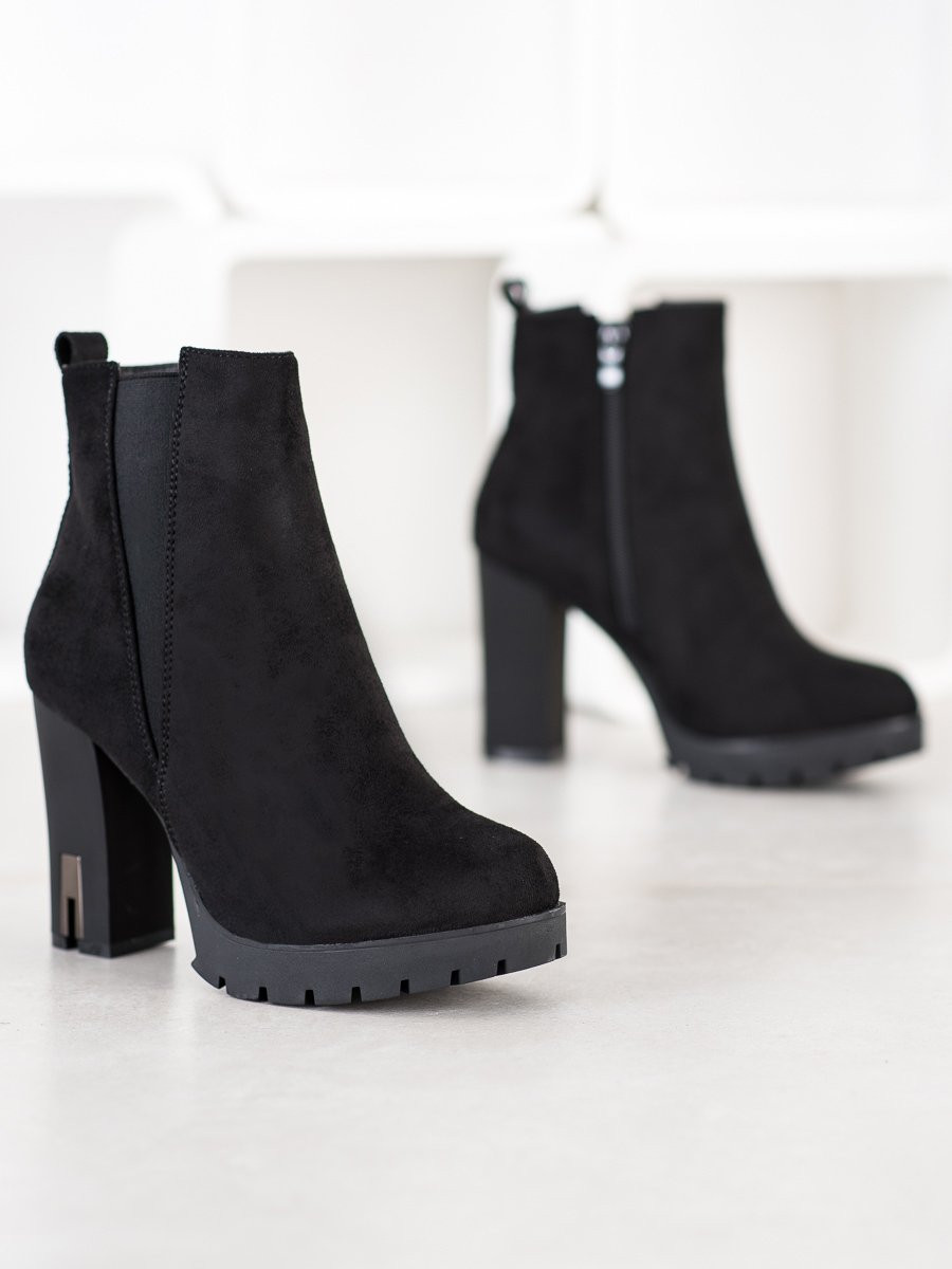 SUPER MODE ANKLE BOOTS WITH MATTE HEEL
