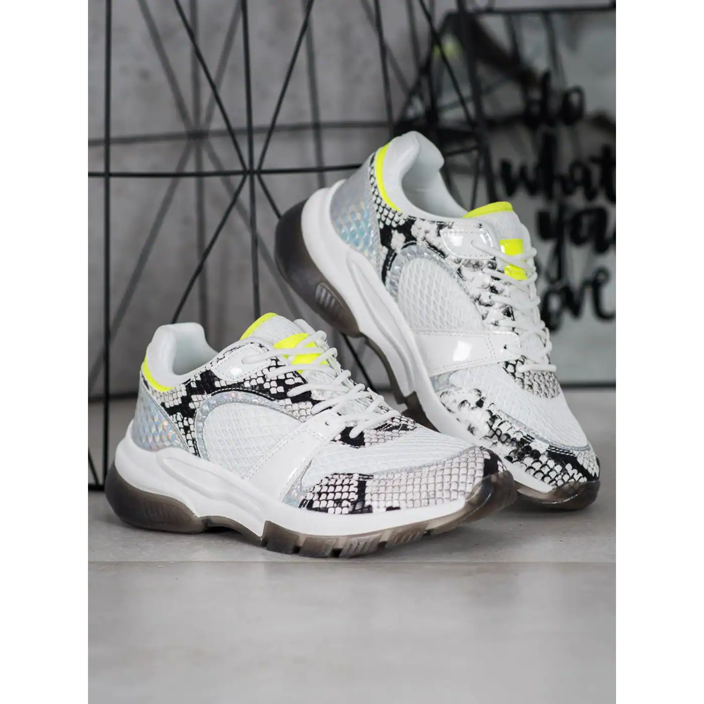 KYLIE COMFORTABLE SNAKE PRINT SNEAKERS