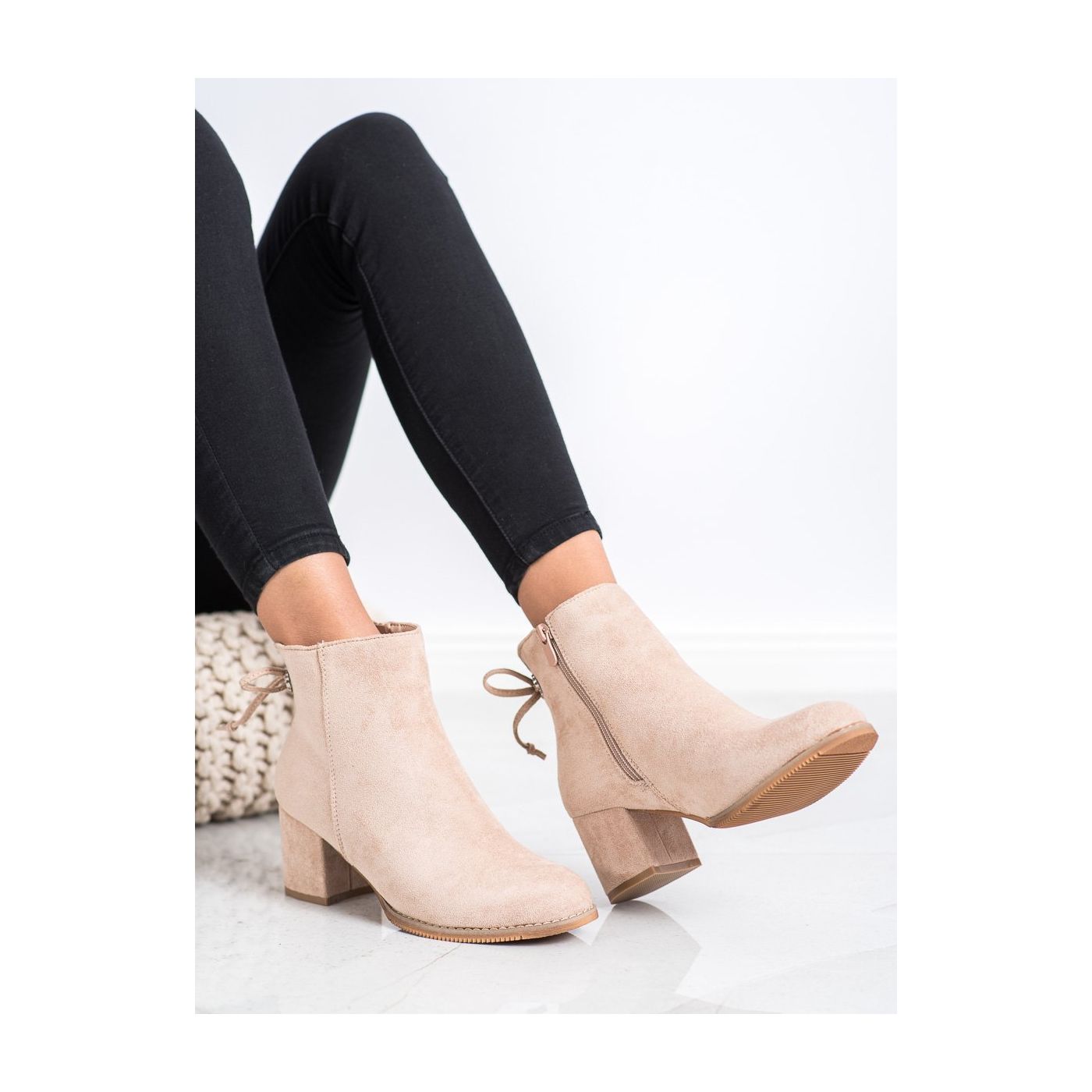 J. STAR BOOTIES WITH TIES
