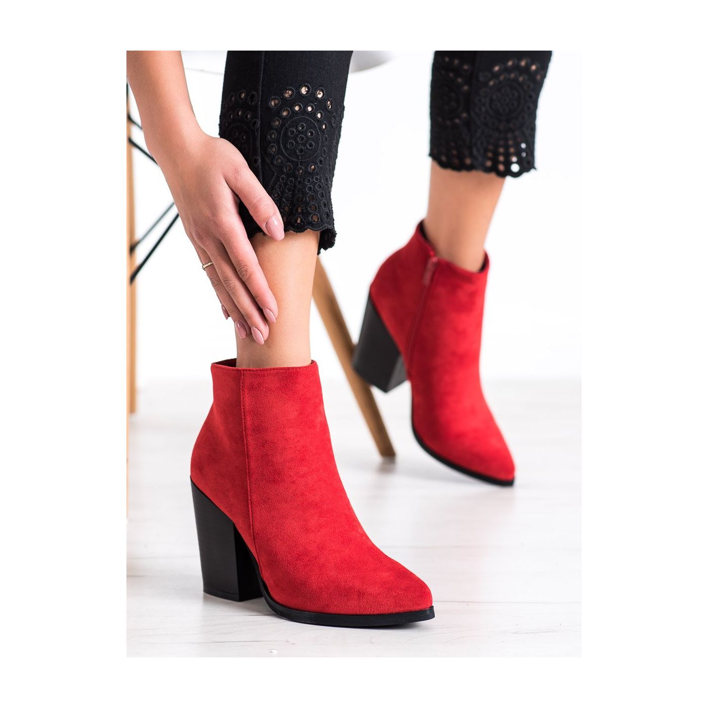 MARQUIZ BOOTIES ON A WIDE POST